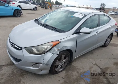 2013 Hyundai Elantra Gls z USA, uszkodzony, nr VIN KMHDH4AE5DU904786